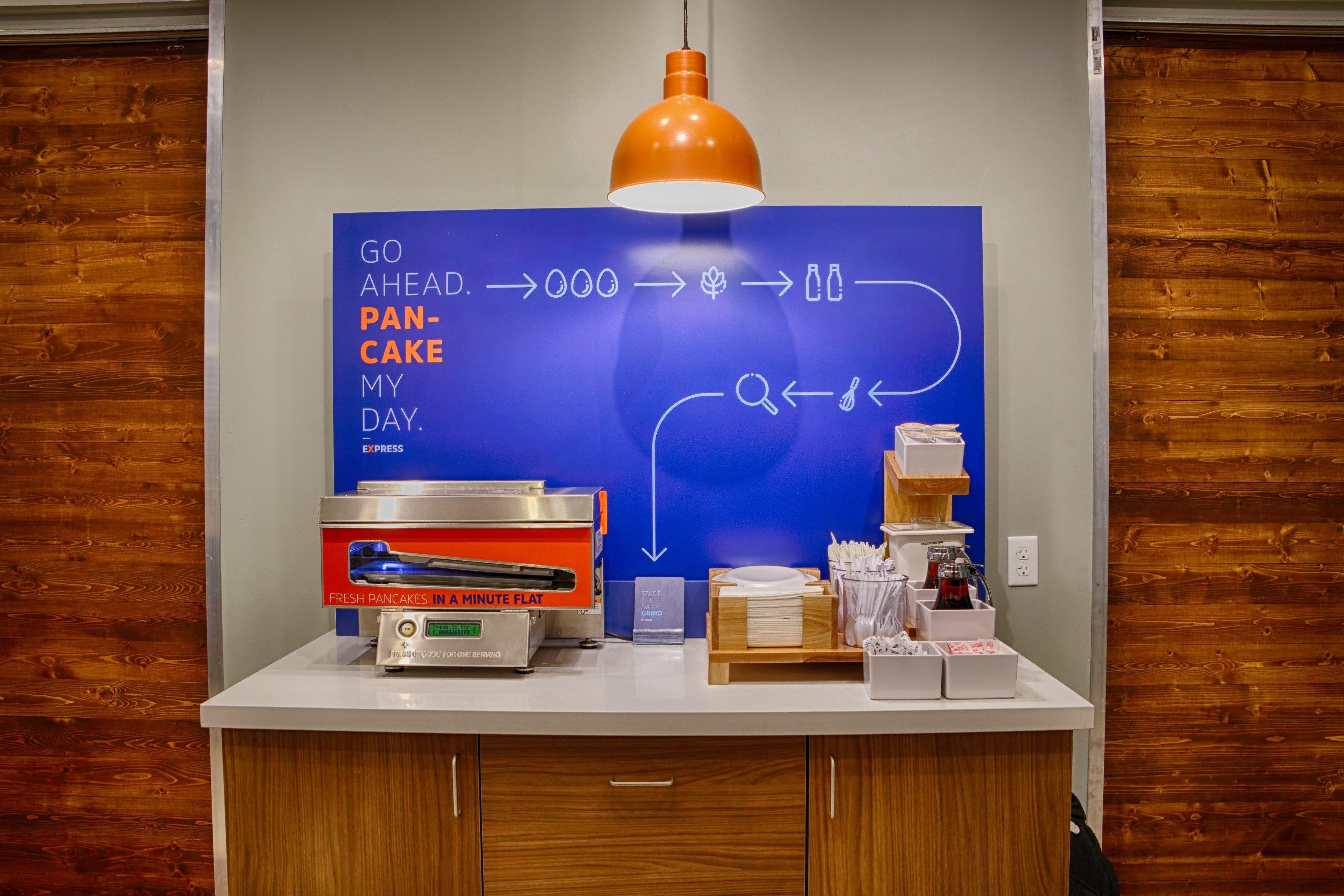 Hotel Express Orlando - South Park By Ihg Williamsburg